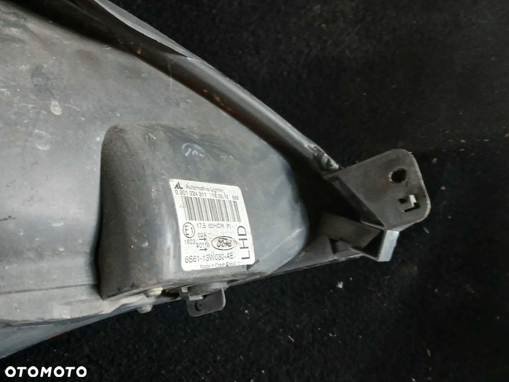Ford Fiesta Mk6 Lift lampa przednia lewa. - 8