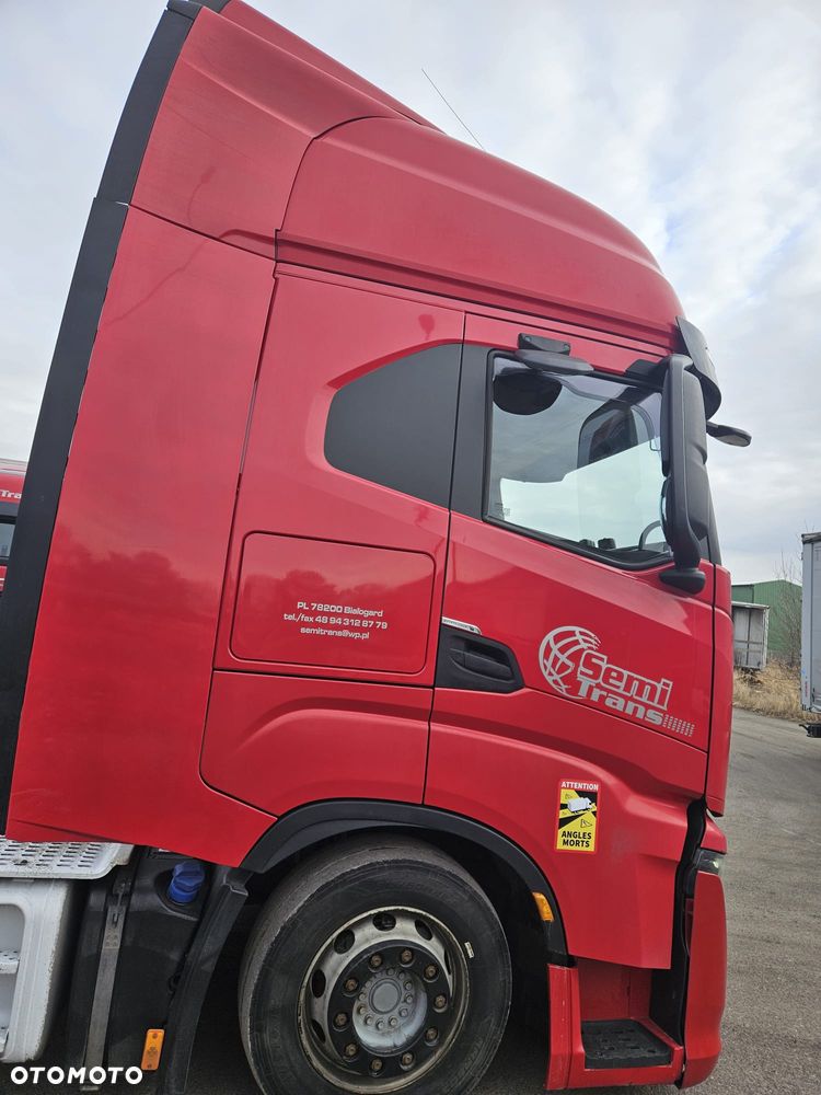 Iveco S-WAY - 2