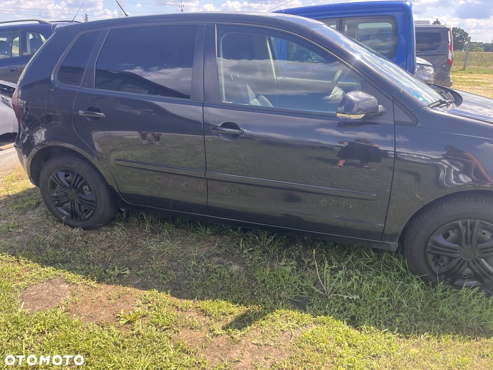 Volkswagen Polo - 5
