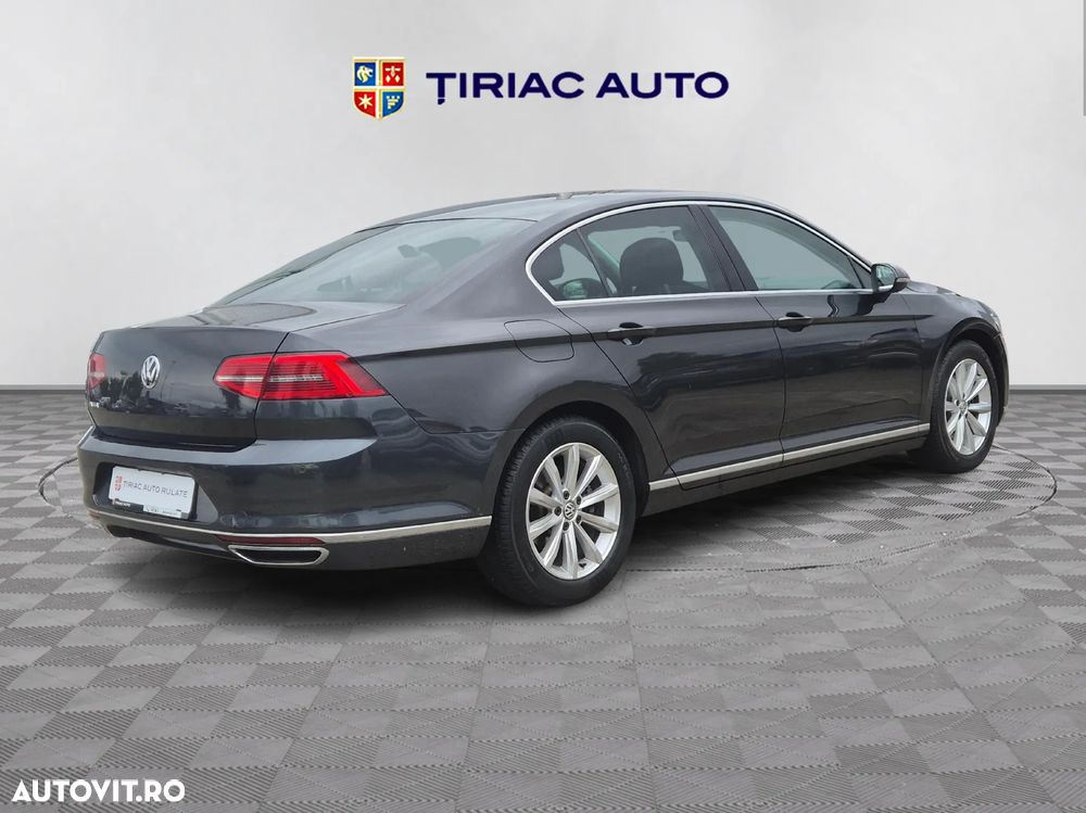 Volkswagen Passat 2.0 TSI DSG Highline - 5