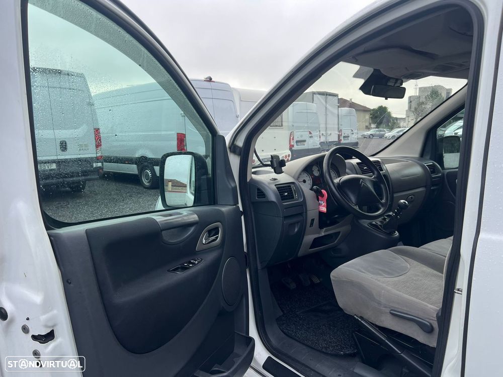 Citroën Jumpy 2.0 HDi L2H1Semi-Vidrada - 14