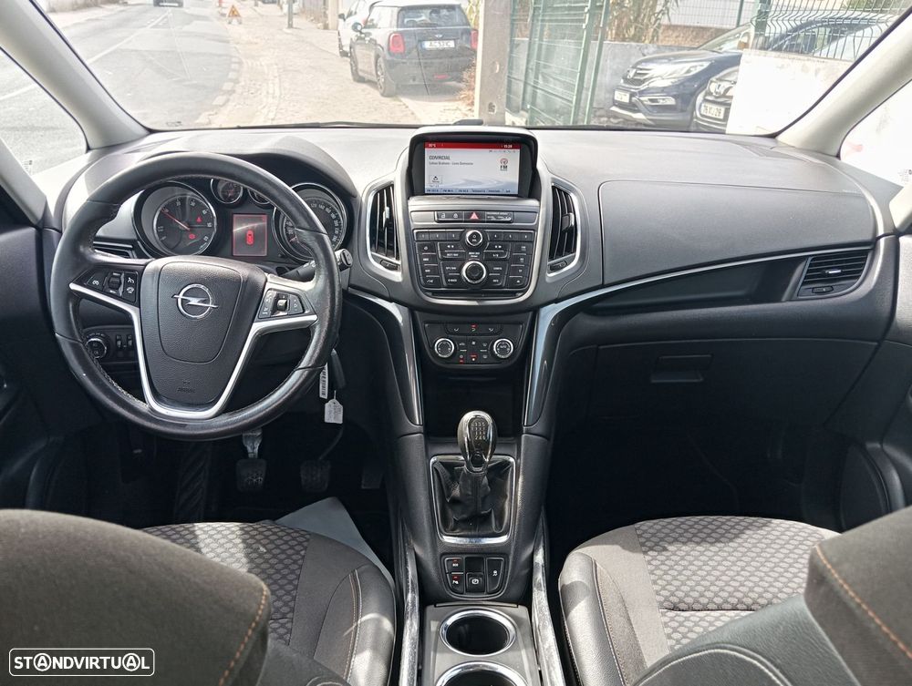 Opel Zafira 1.6 CDTi Executive - 15