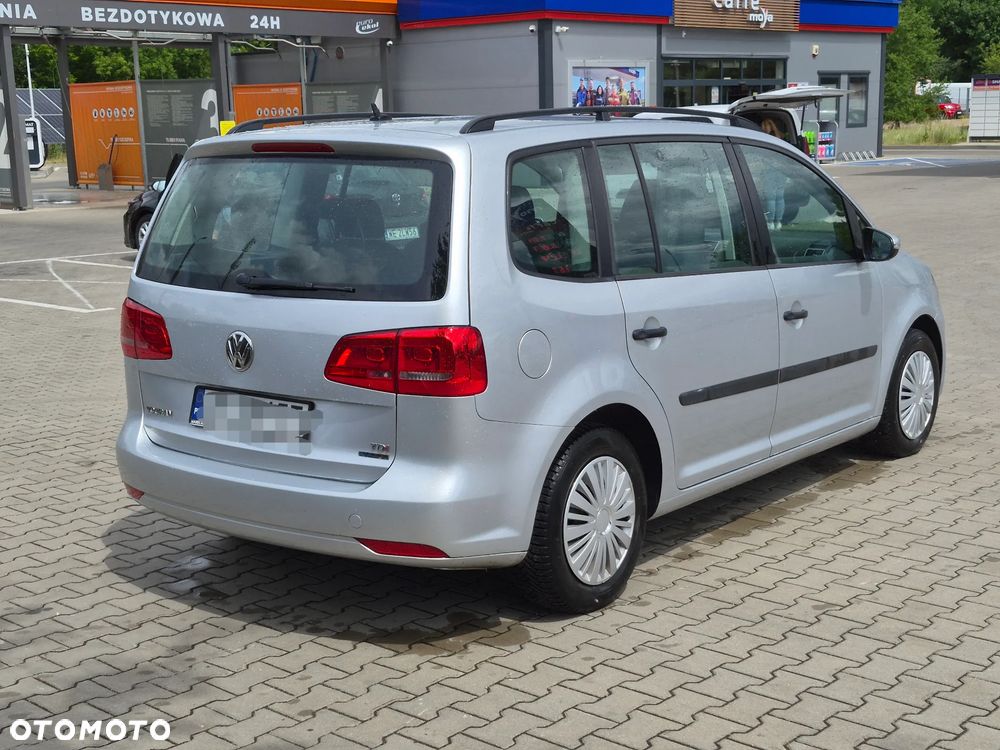 Volkswagen Touran 1.6 TDI DPF BlueMot Comfortline - 5