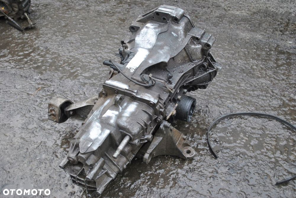 SKRZYNIA MANUALNA BIEGÓW VOLKSVAGEN PASSAT B5 1.9TDI 5B EEN - 3