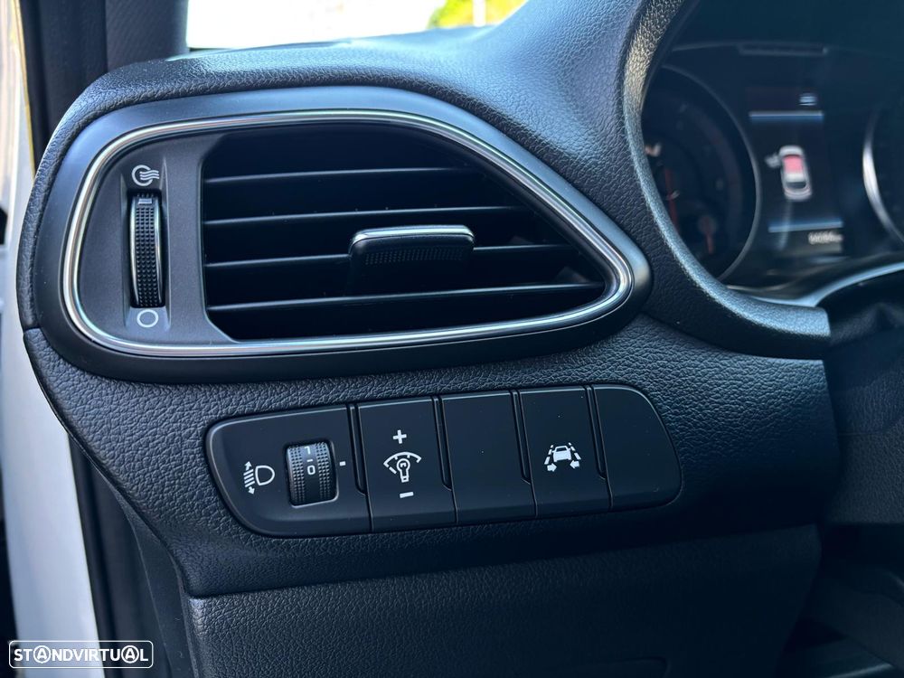 Hyundai i30 N 2.0 T-GDi Performance Pack - 15