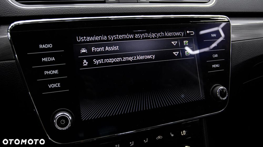 Skoda Superb 1.5 TSI ACT Style DSG - 28