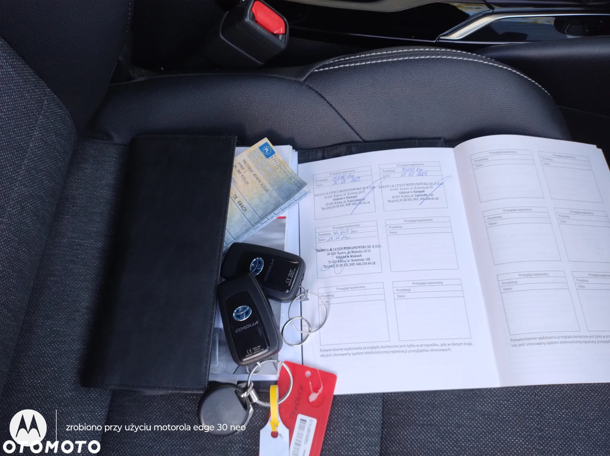 Toyota Corolla 2.0 Hybrid Style - 16