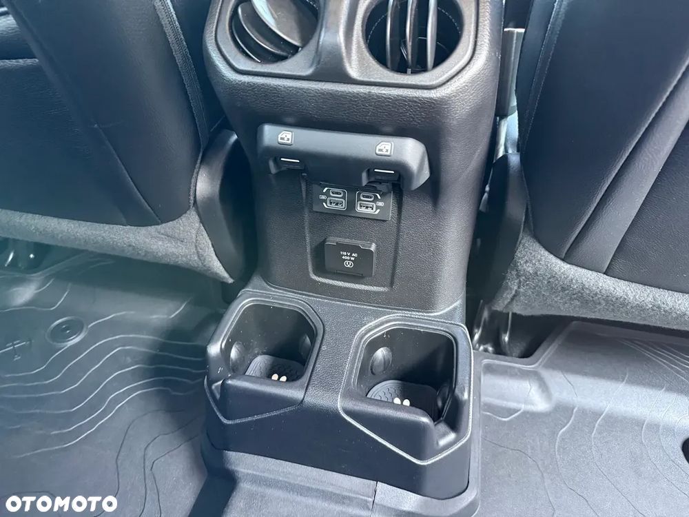 Jeep Gladiator - 32