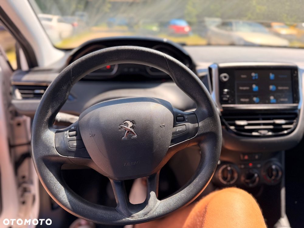 Peugeot 208 BlueHDi 100 Active Pack - 24