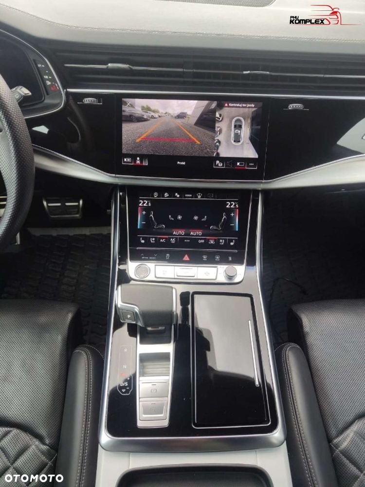 Audi Q8 - 17