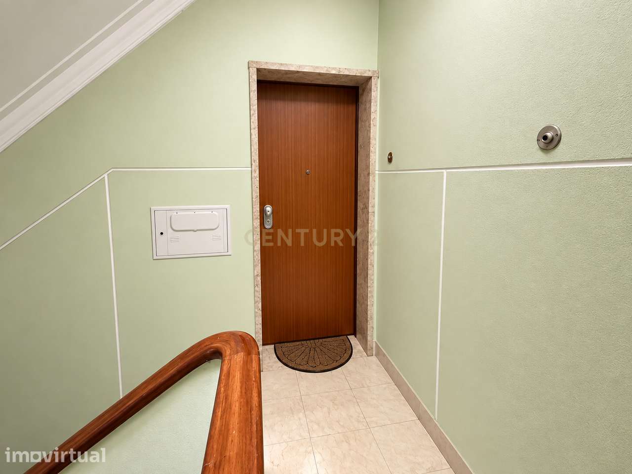 Apartamento T2 Remodelado para Arrendamento em Queluz - Grande imagem: 3/28