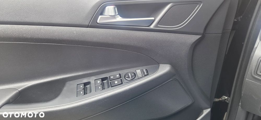 Hyundai Tucson blue 1.6 GDi 2WD Passion - 20