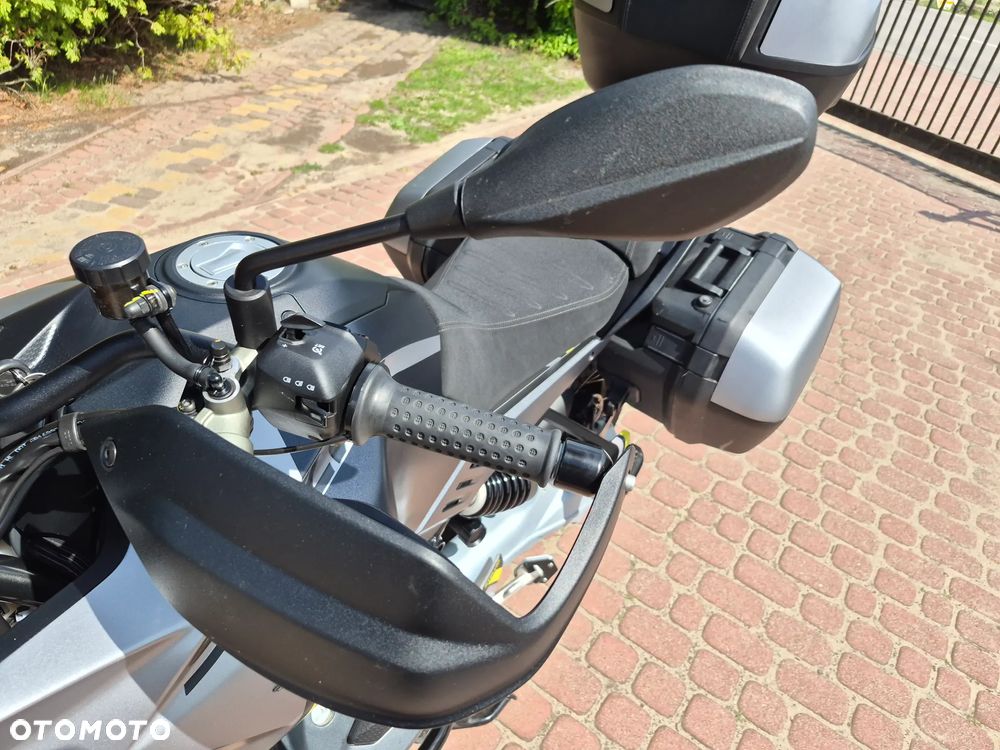 Moto Guzzi Stelvio - 14