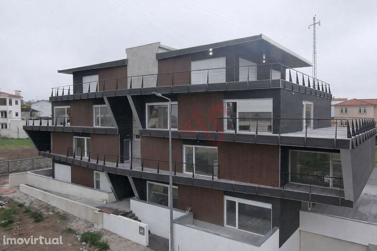 Apartamento T2 no Centro de Freamunde, Paços de Ferreira - Grande imagem: 2/28