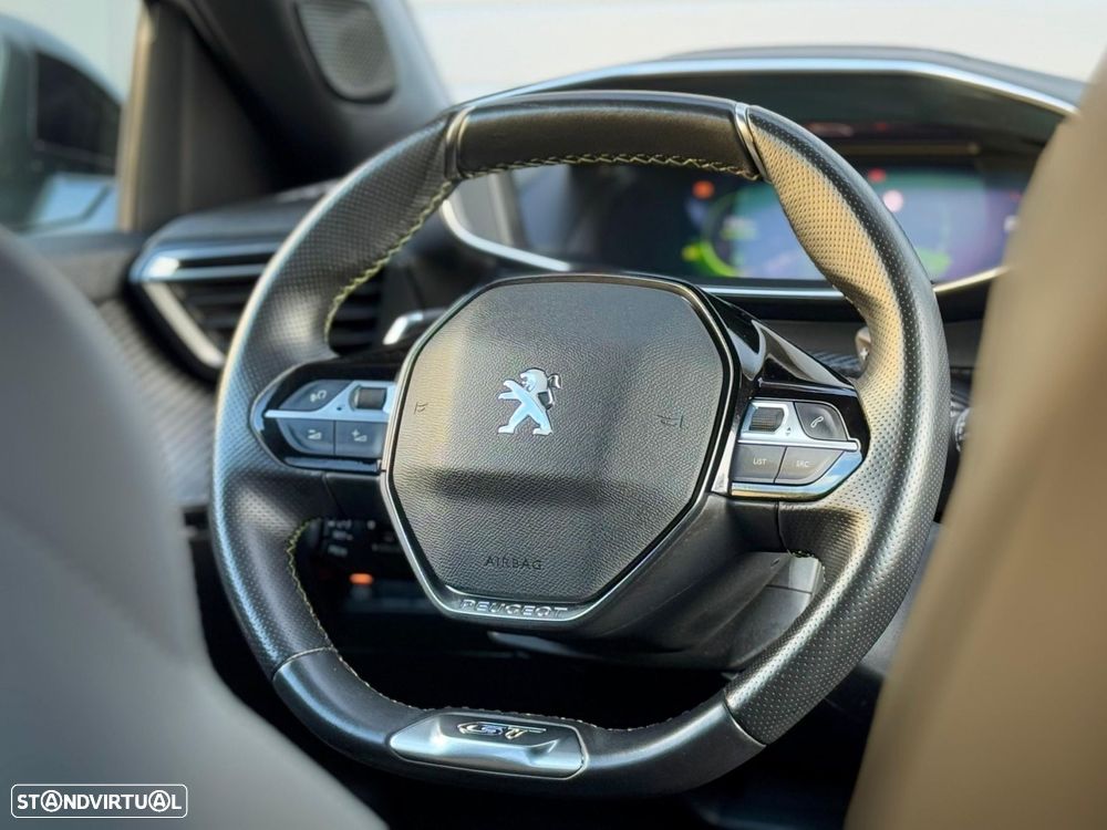 Peugeot 2008 1.2 PureTech GT Line EAT8 - 28
