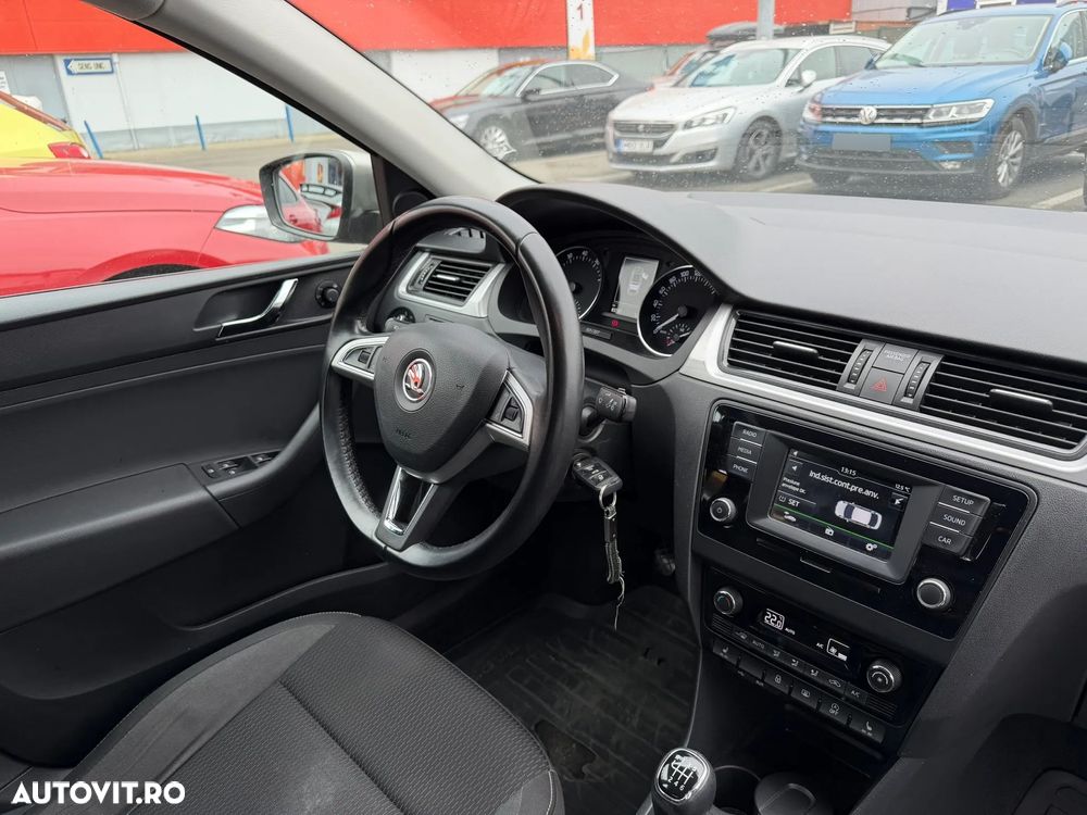 Skoda RAPID 1.2 TSI Style - 9