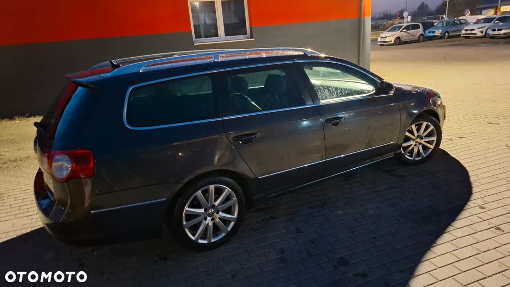 Volkswagen Passat 2.0 TDI DPF DSG Highline - 8