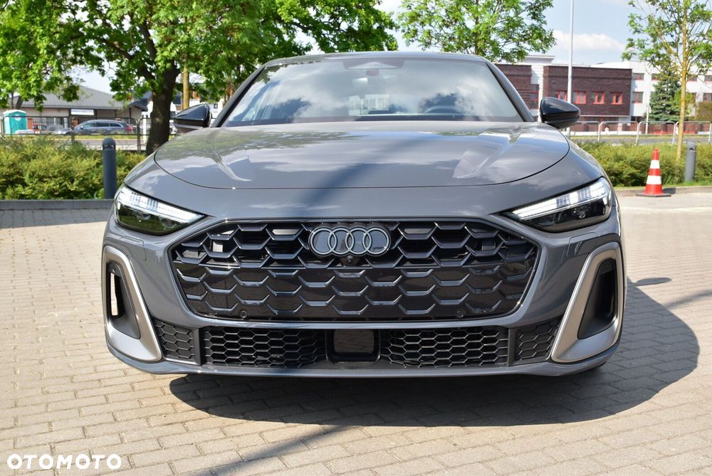 Audi A5 Limousine - 4
