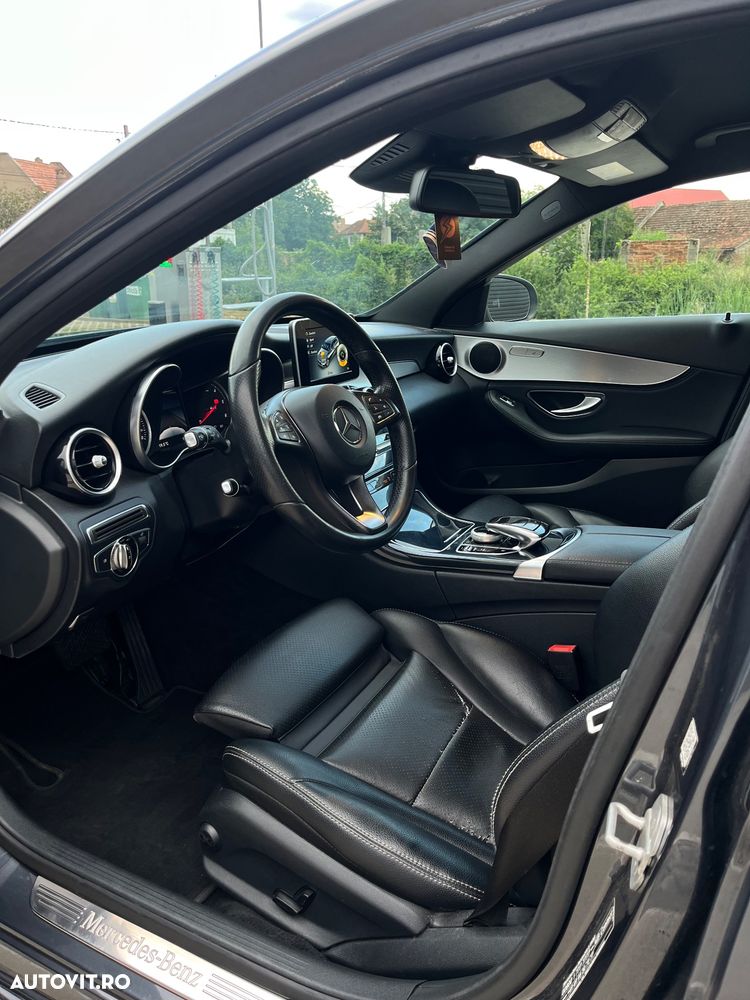 Mercedes-Benz C 220 d 4M T-Modell Aut - 4
