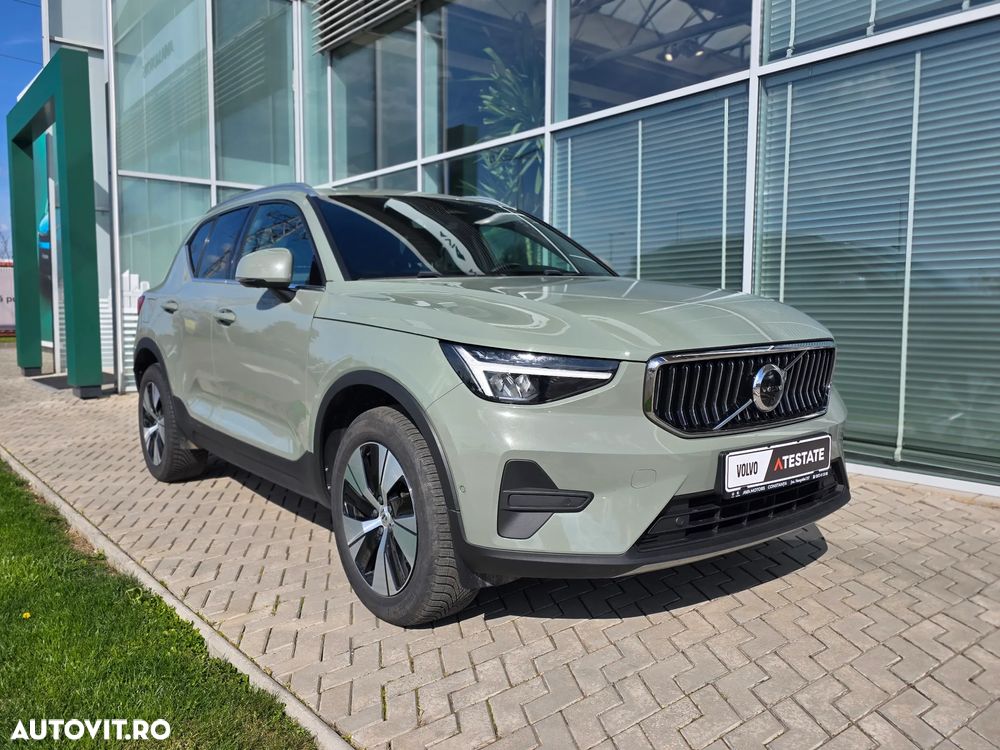 Volvo XC 40 B4 AT8 AWD Mild Hybrid Inscription - 4