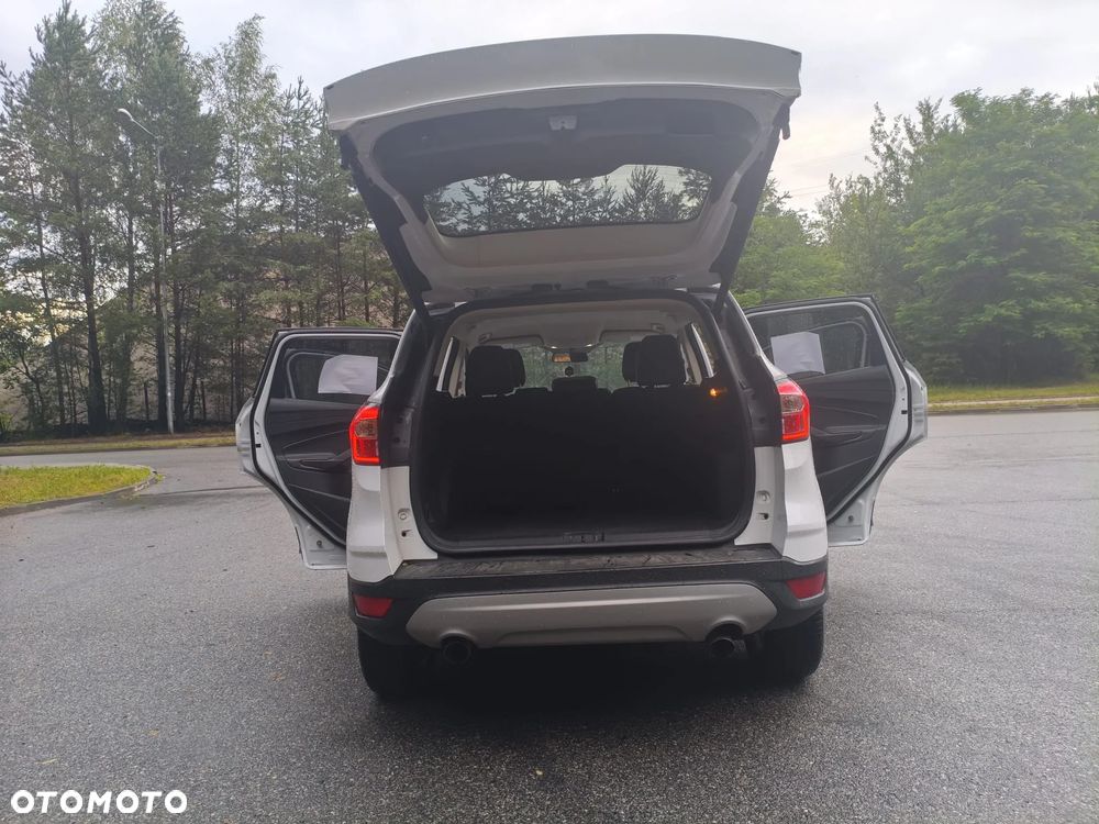 Ford Escape 2.0 EcoBoost AWD Titanium - 13