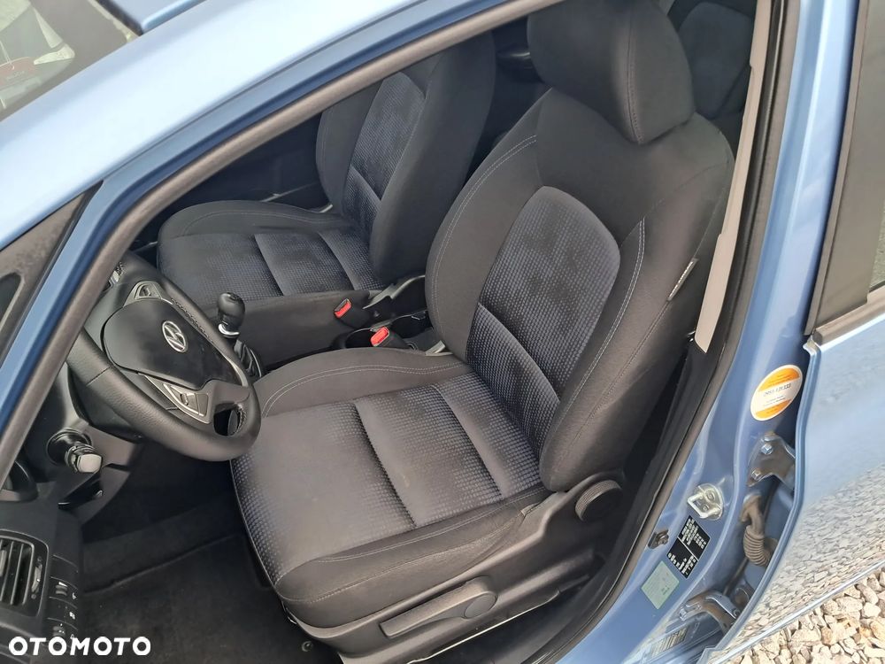 Hyundai ix20 1.4 blue Comfort - 9
