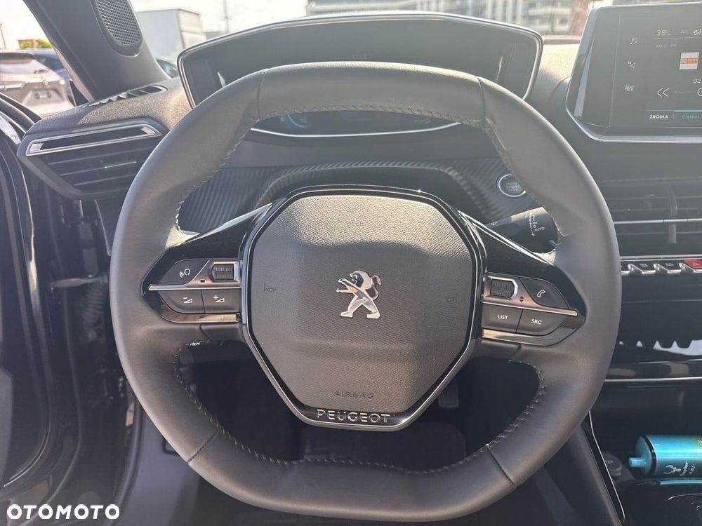 Peugeot 2008 50kWh Allure - 15
