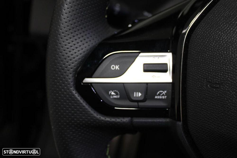 Peugeot E-408 58 kWh GT - 17