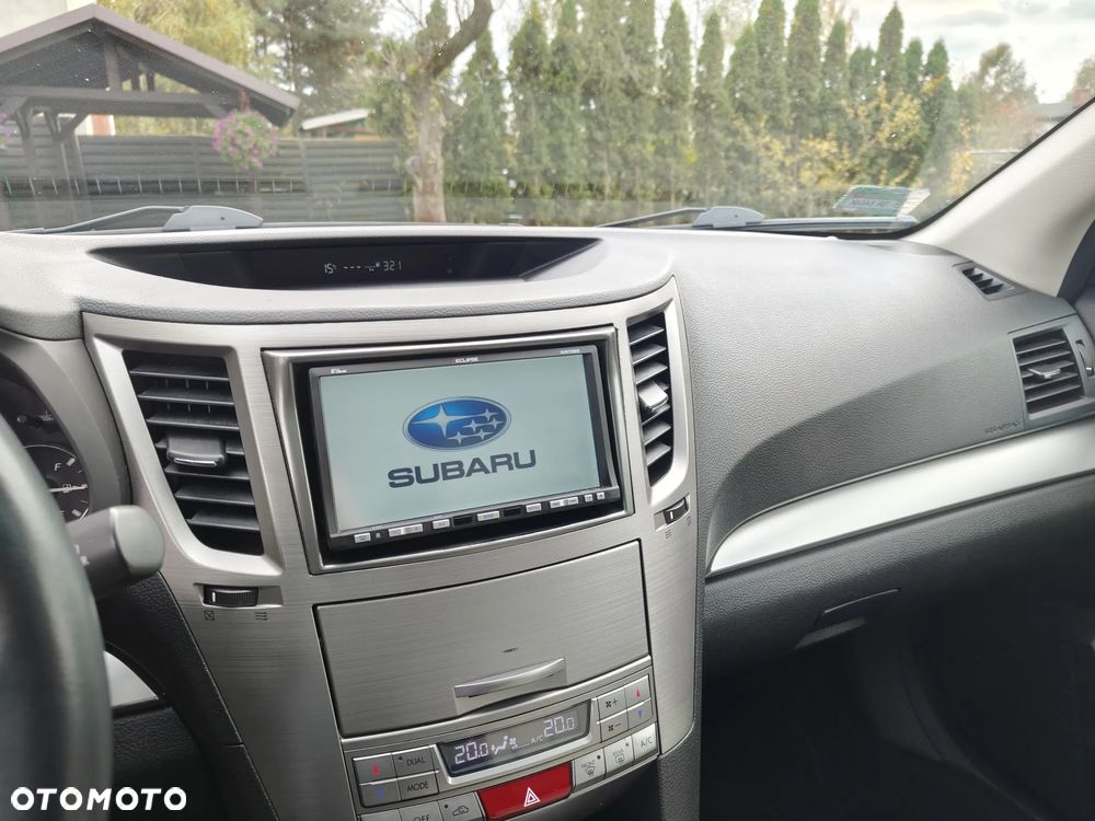 Subaru Outback 2.5i Lineartronic Trend - 14