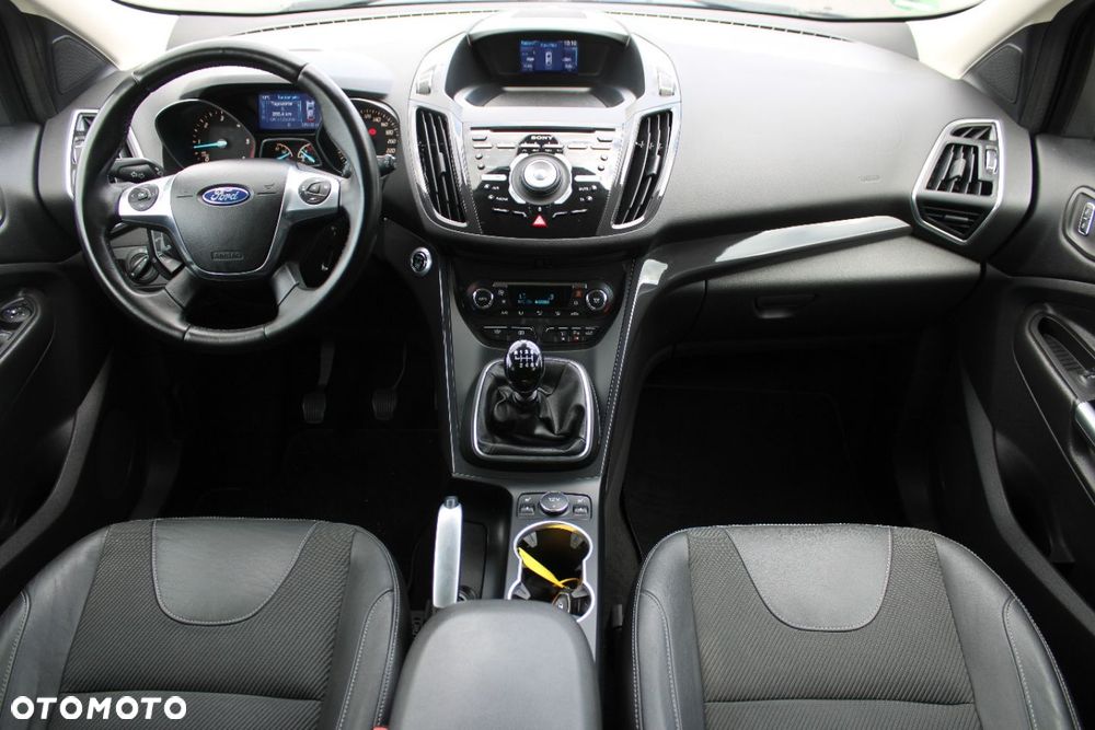 Ford Kuga - 26