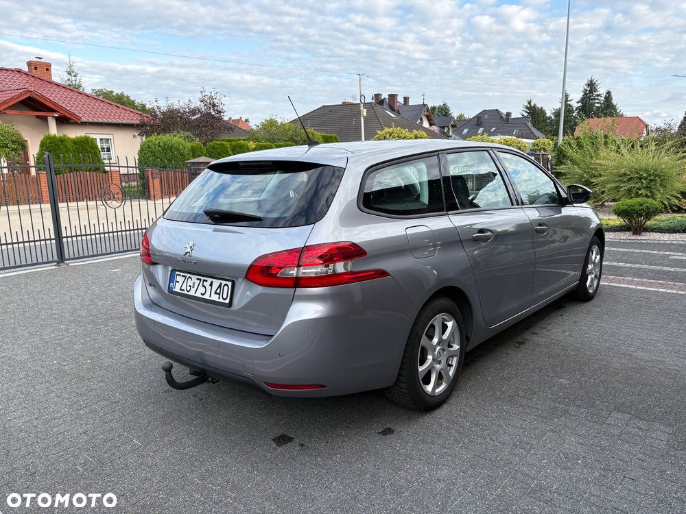 Peugeot 308 1.5 BlueHDi Active Pack Business S&S EAT8 - 8