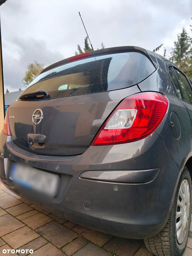 Opel Corsa - 4