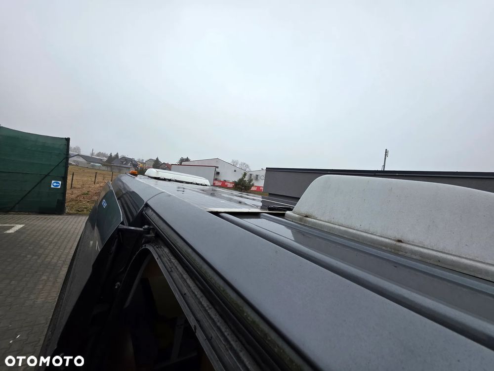 Volkswagen CRAFTER - 32