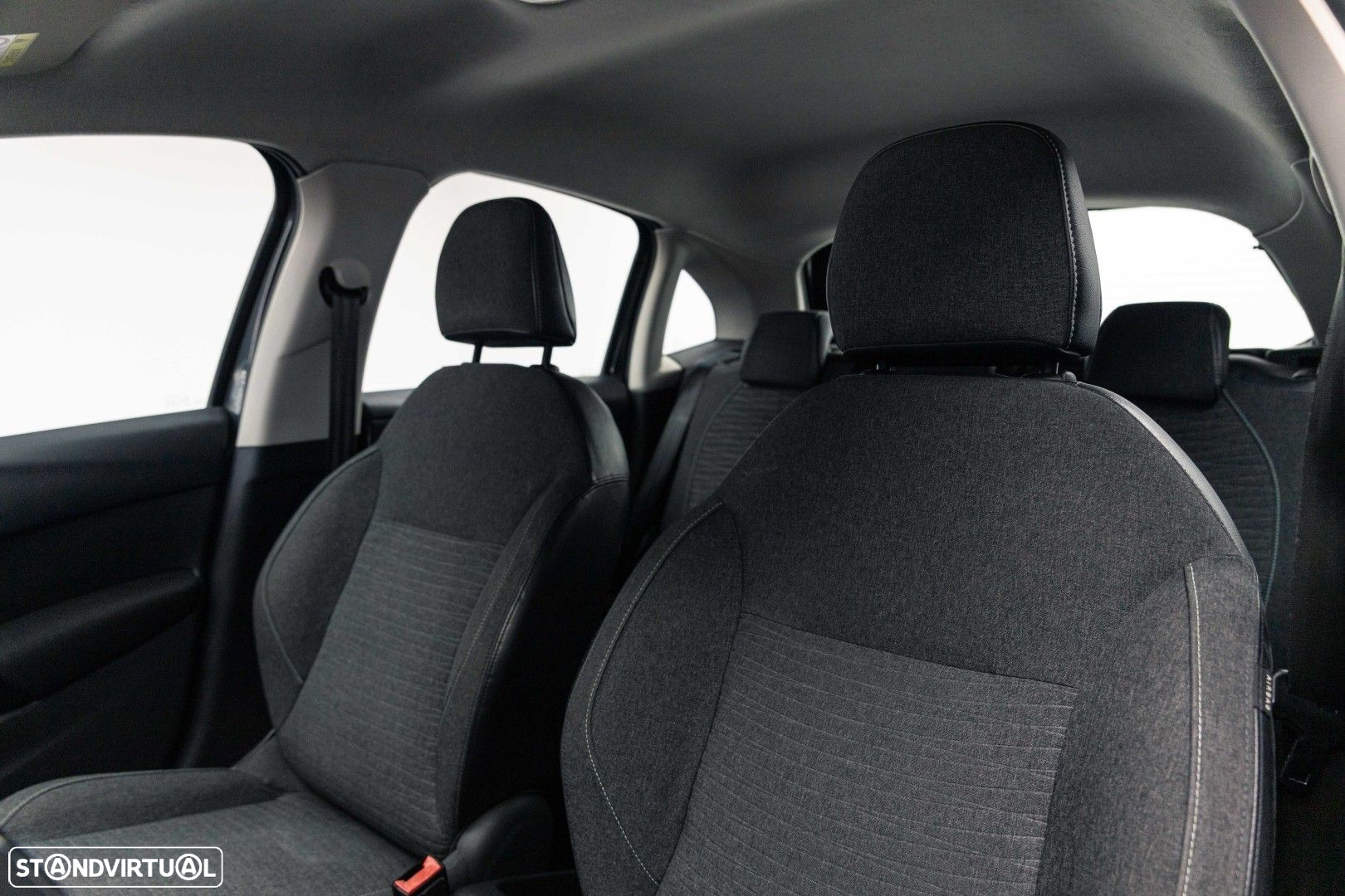 Citroën C3 1.2 PureTech Feel - 19