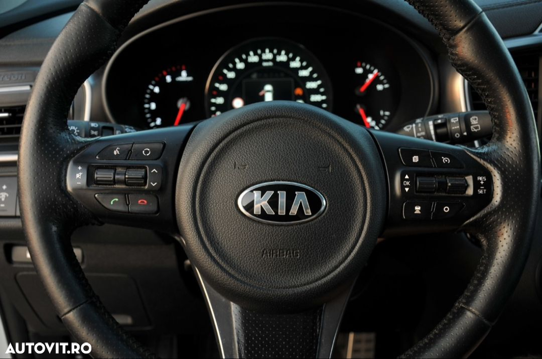 Kia Sorento 2.2 CRDi 2WD Aut. Vision - 25