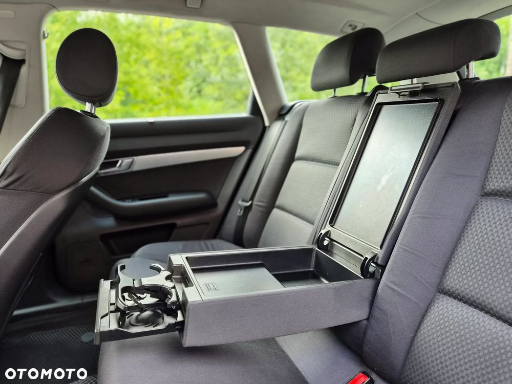 Audi A6 Avant - 22