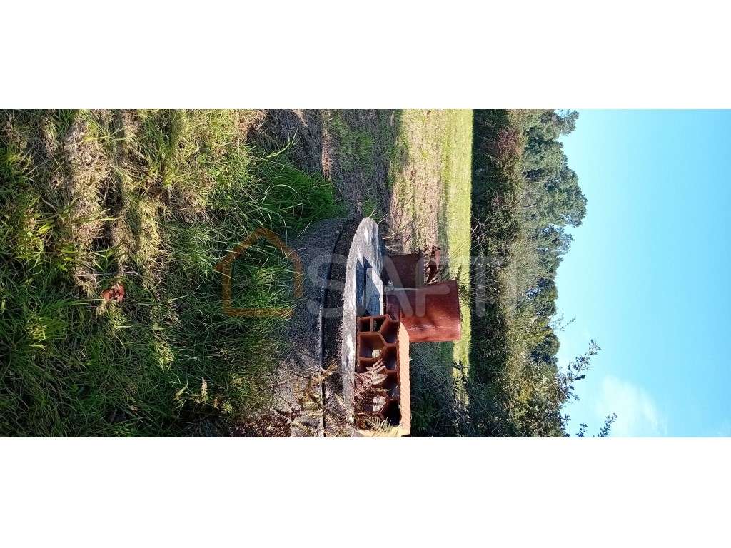 Terreno 873 m2 - Grande imagem: 3/3