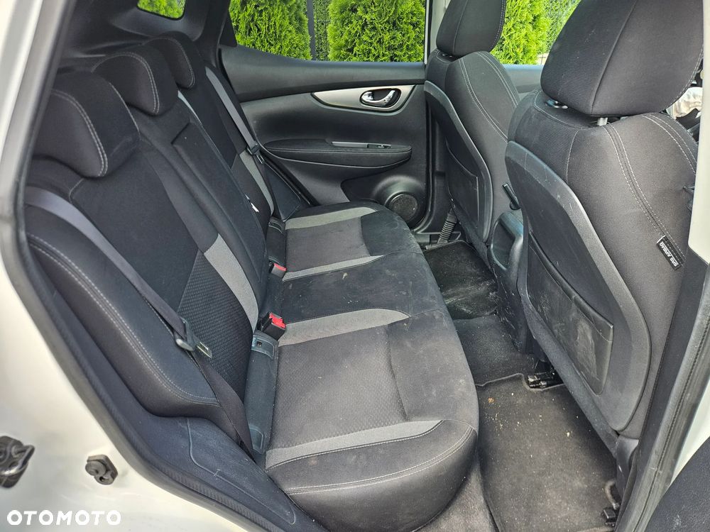 Nissan Qashqai 1.6 dCi Xtronic TEKNA - 12