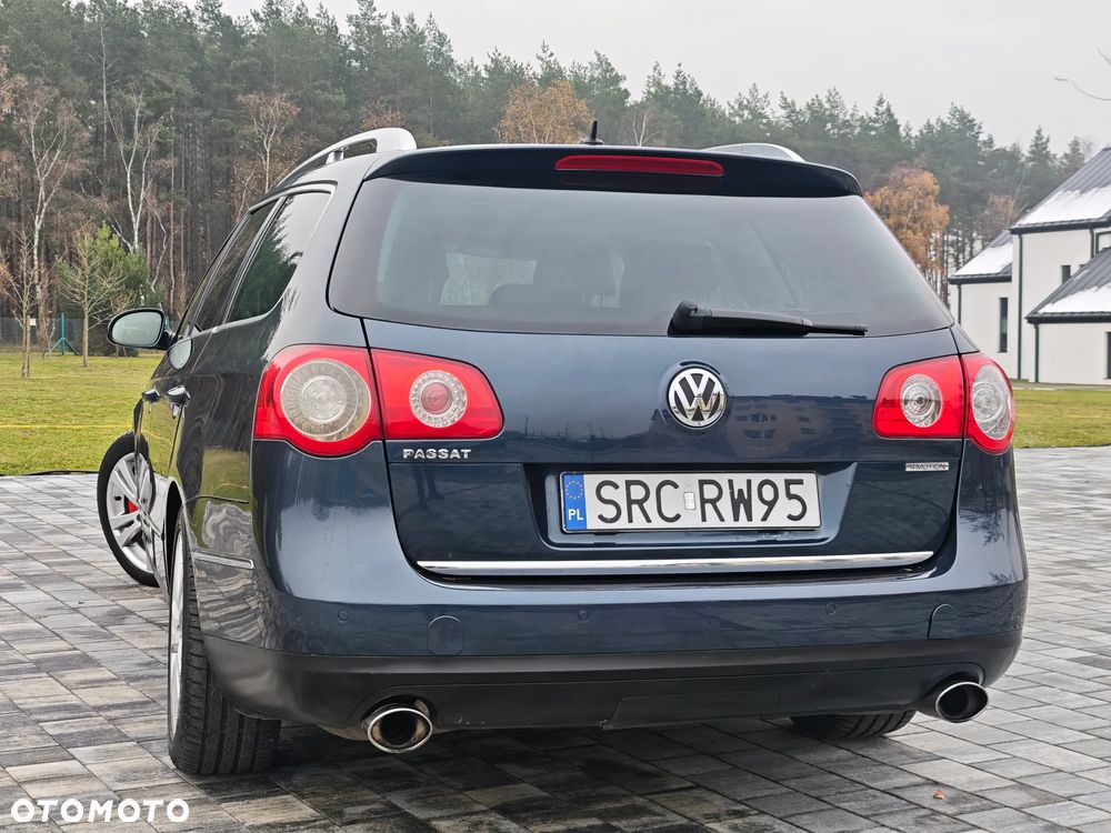 Volkswagen Passat 3.2 V6 FSI 4Motion DSG Highline - 16