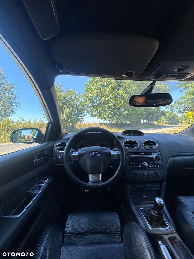 Ford Focus ST - 28