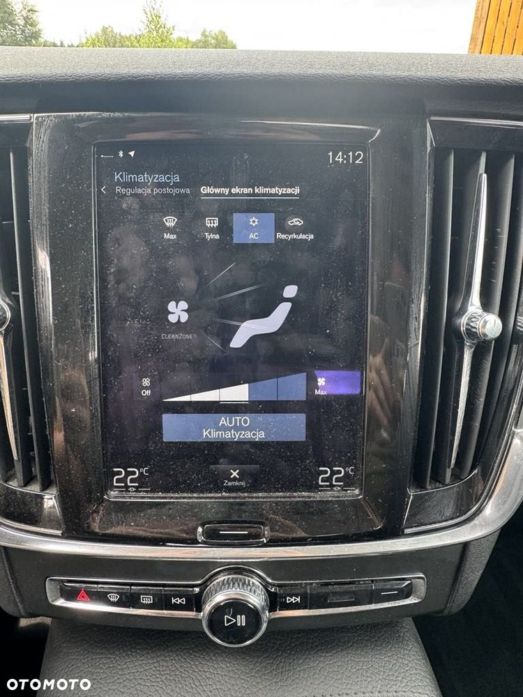Volvo V90 D4 SCR Momentum Pro - 33