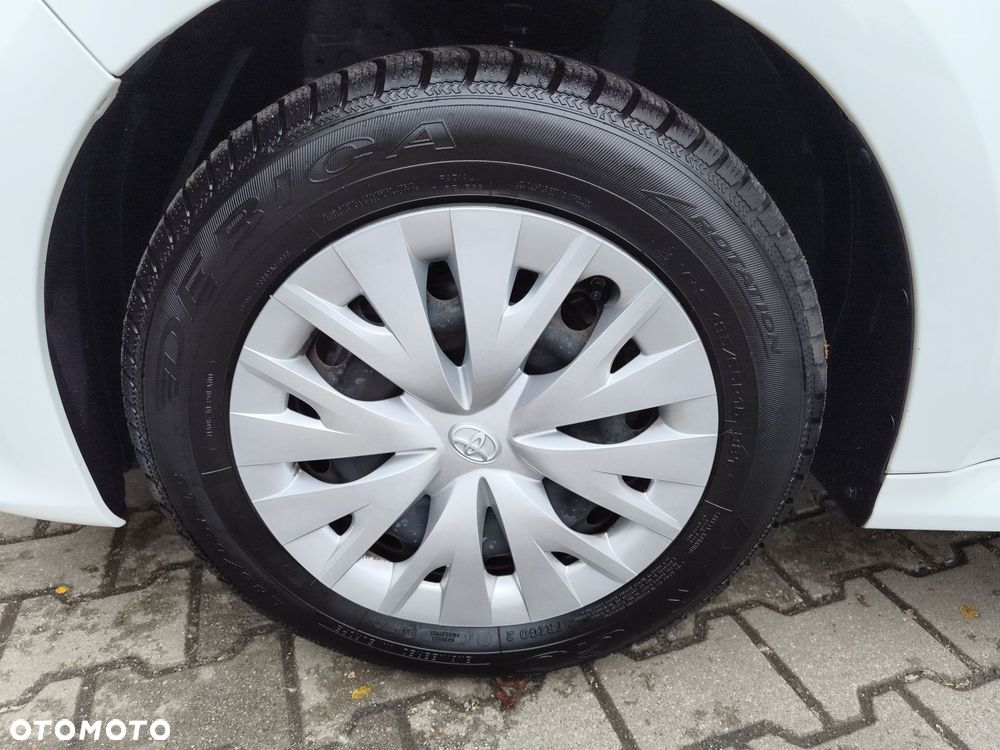 Toyota Yaris - 18