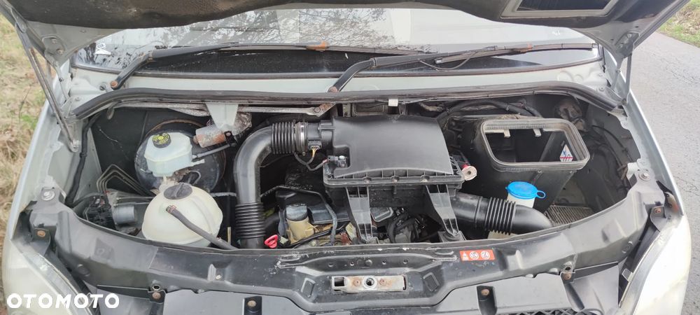 Mercedes-Benz SPRINTER - 12