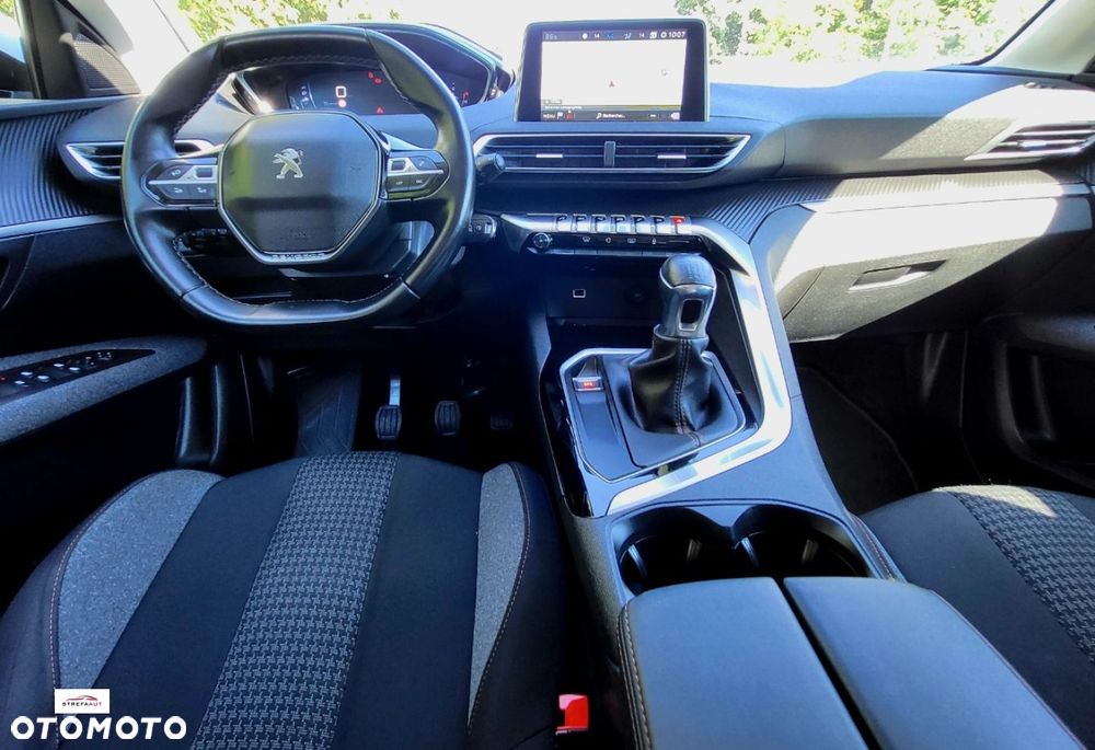 Peugeot 3008 - 8