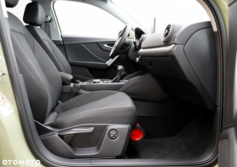 Audi Q2 - 24