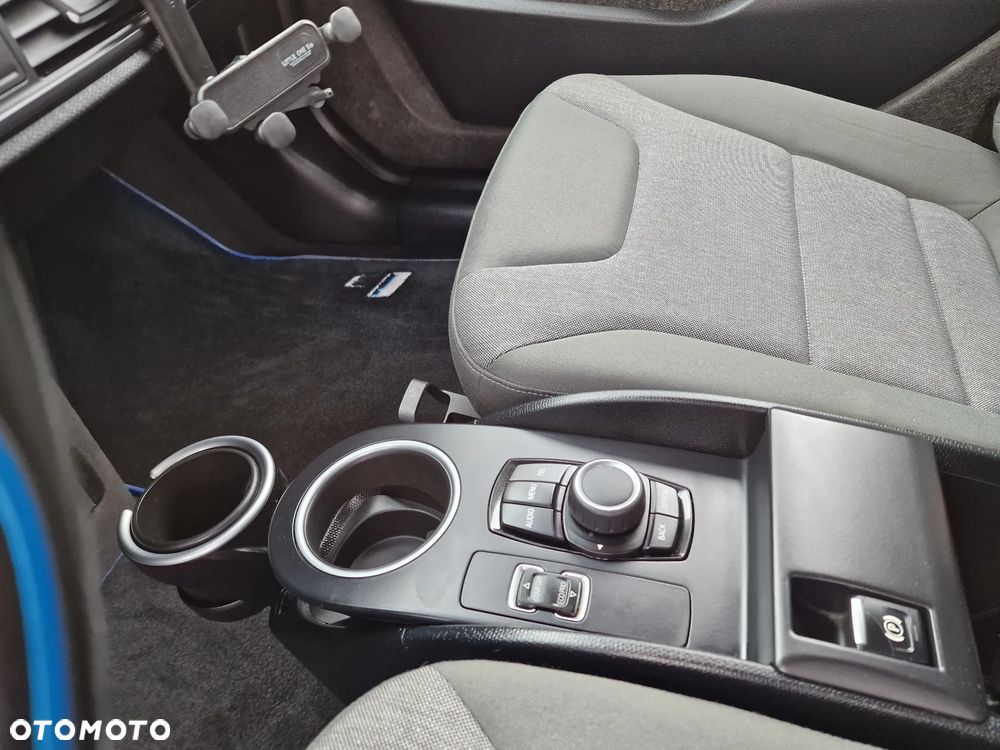 BMW i3 (60 Ah) - 23