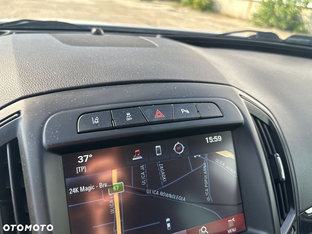 Opel Insignia 1.6 T Cosmo - 16