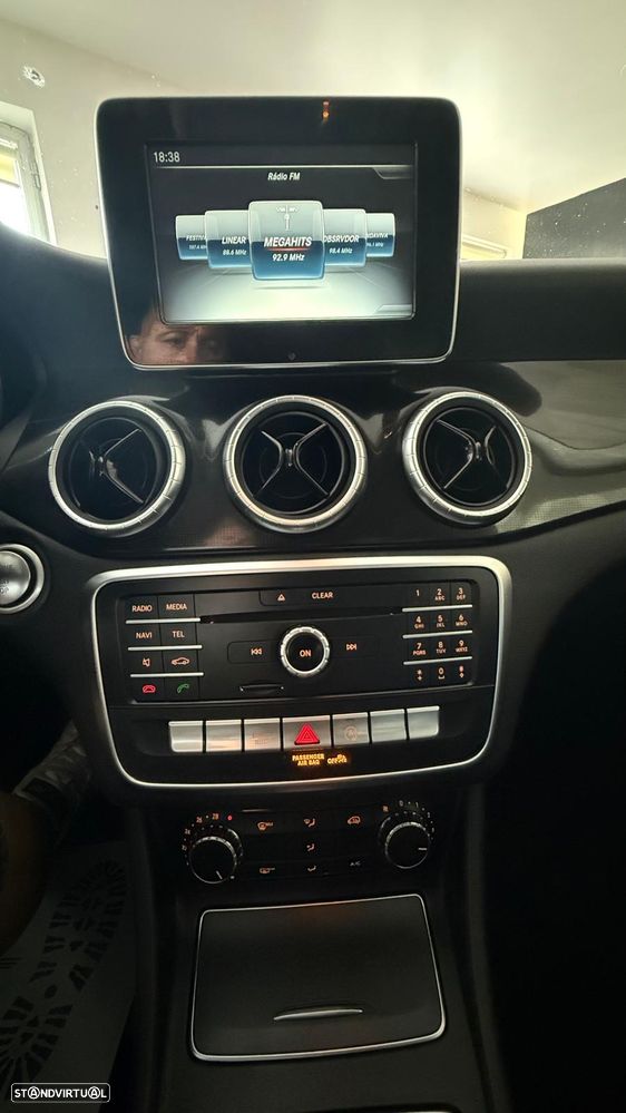 Mercedes-Benz CLA 180 d 7G-DCT Peak Edition - 21
