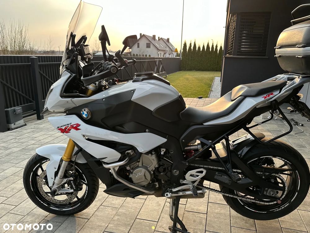 BMW XR - 5
