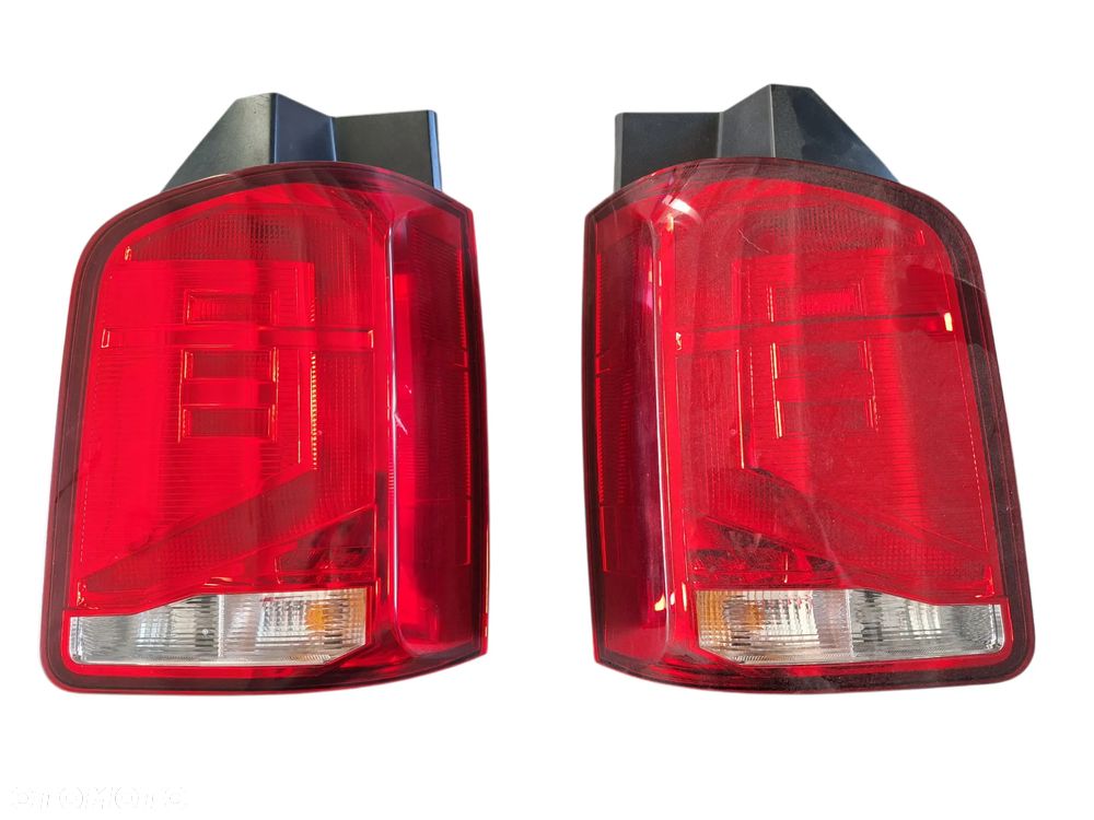 VW Transporter T6.1 Lampy tył lampa pod drzwi 7LA945095A 7LA945096A - 1